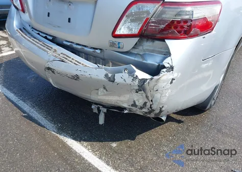 2009 Toyota Camry Hybrid z USA, uszkodzony, nr VIN JTNBB46K893053085